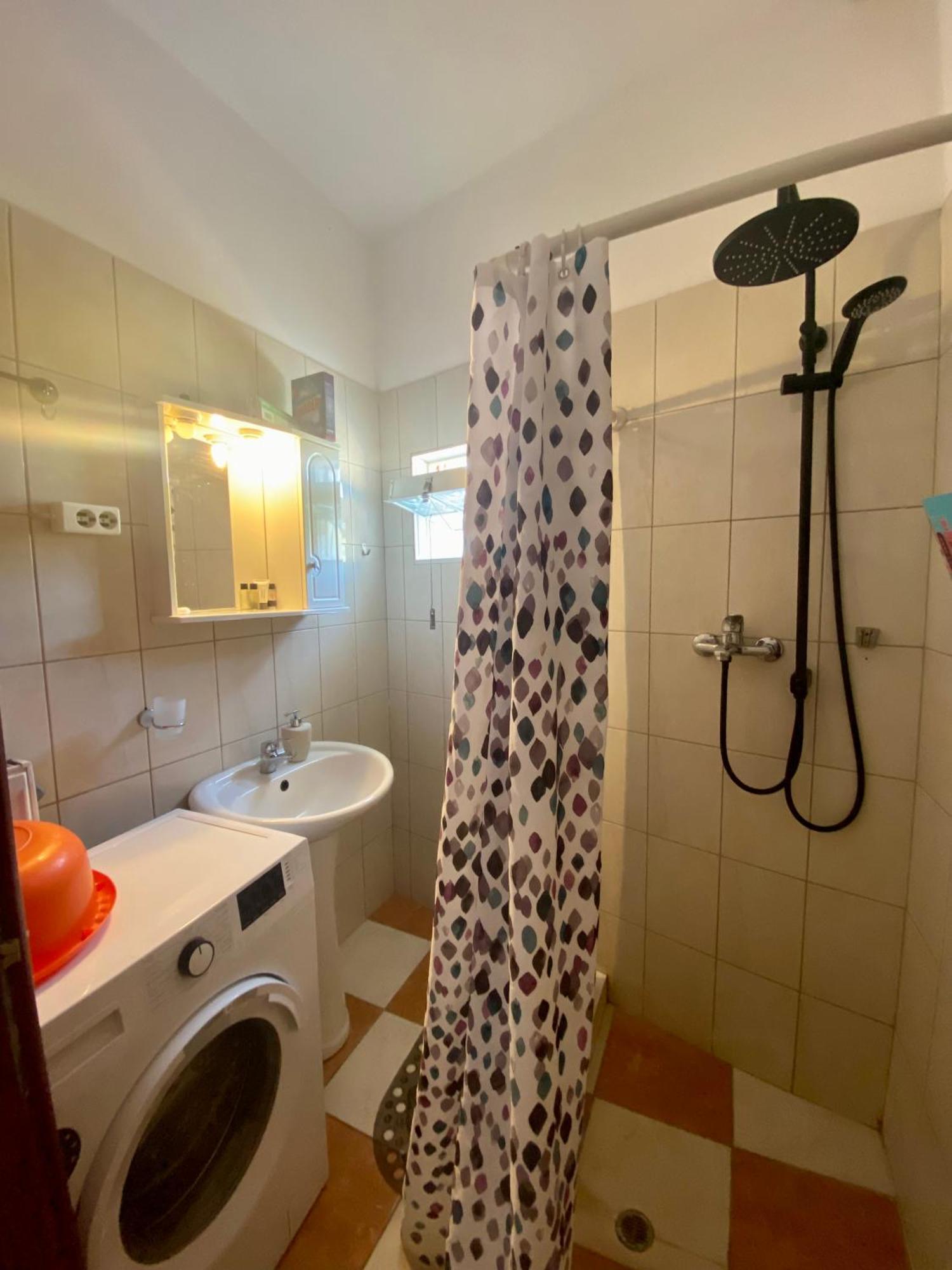 Zisis Apartments No2 Kavála Eksteriør bilde